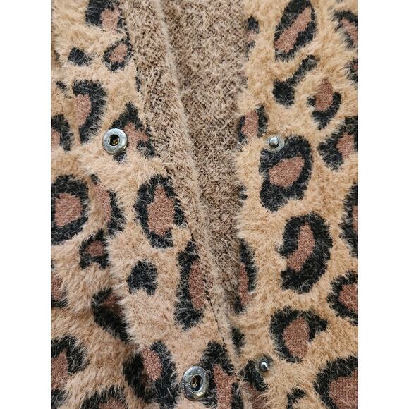 RACHEL ZOE NWT Leopard print faux fur sweater size large snaps - Picture 8 of 9